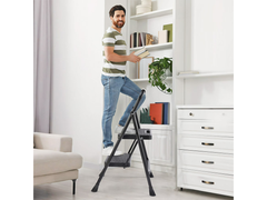 Folding Step Ladder